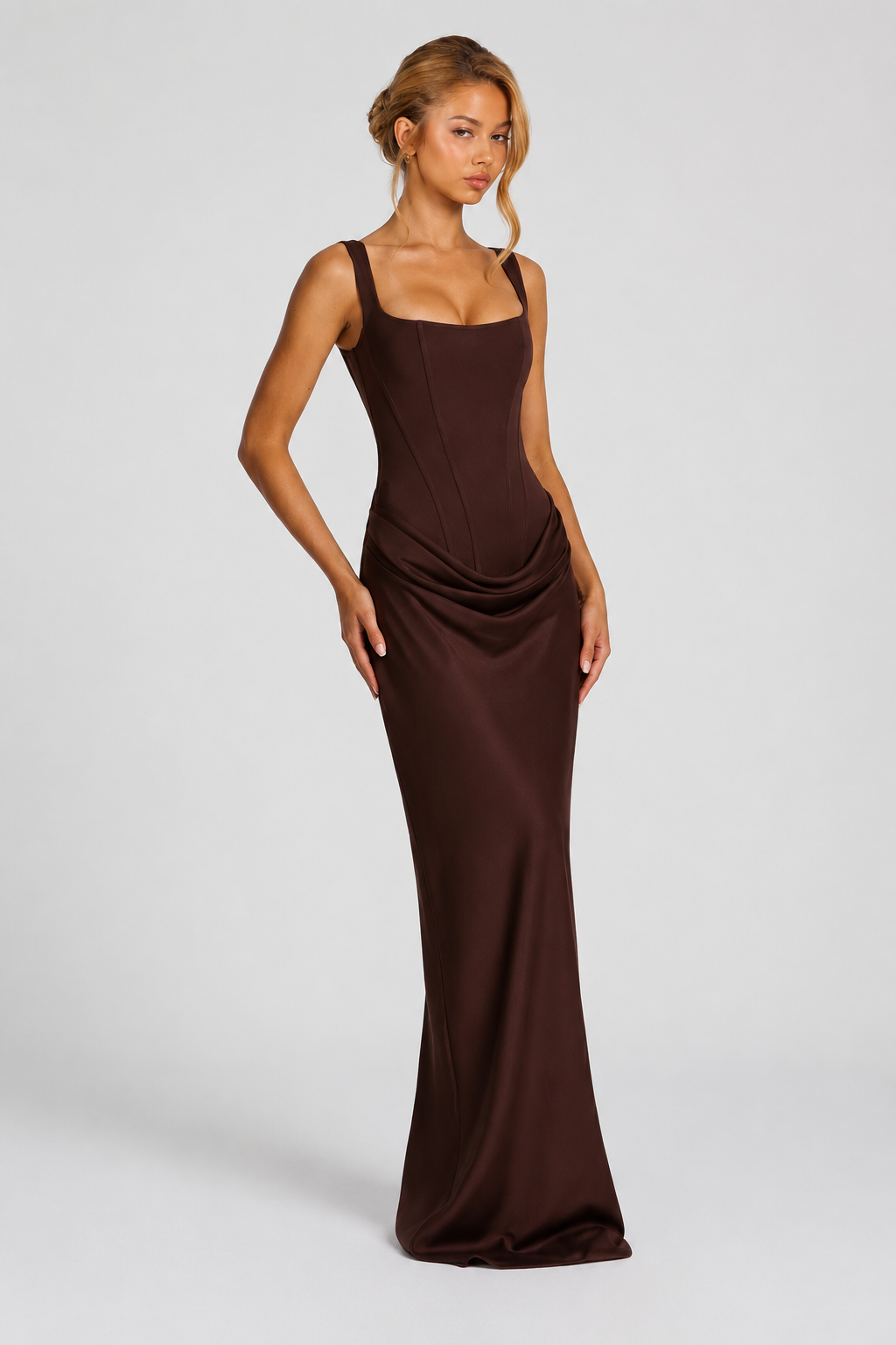 Rheva – Con corsé, vestido maxi