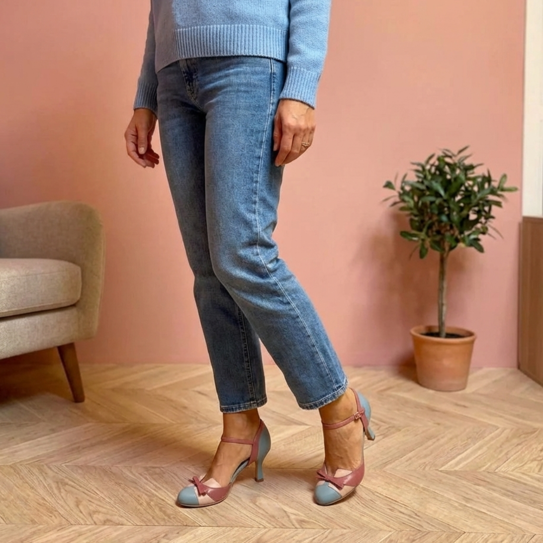 Kelira – Lazo bicolor en sandalias
