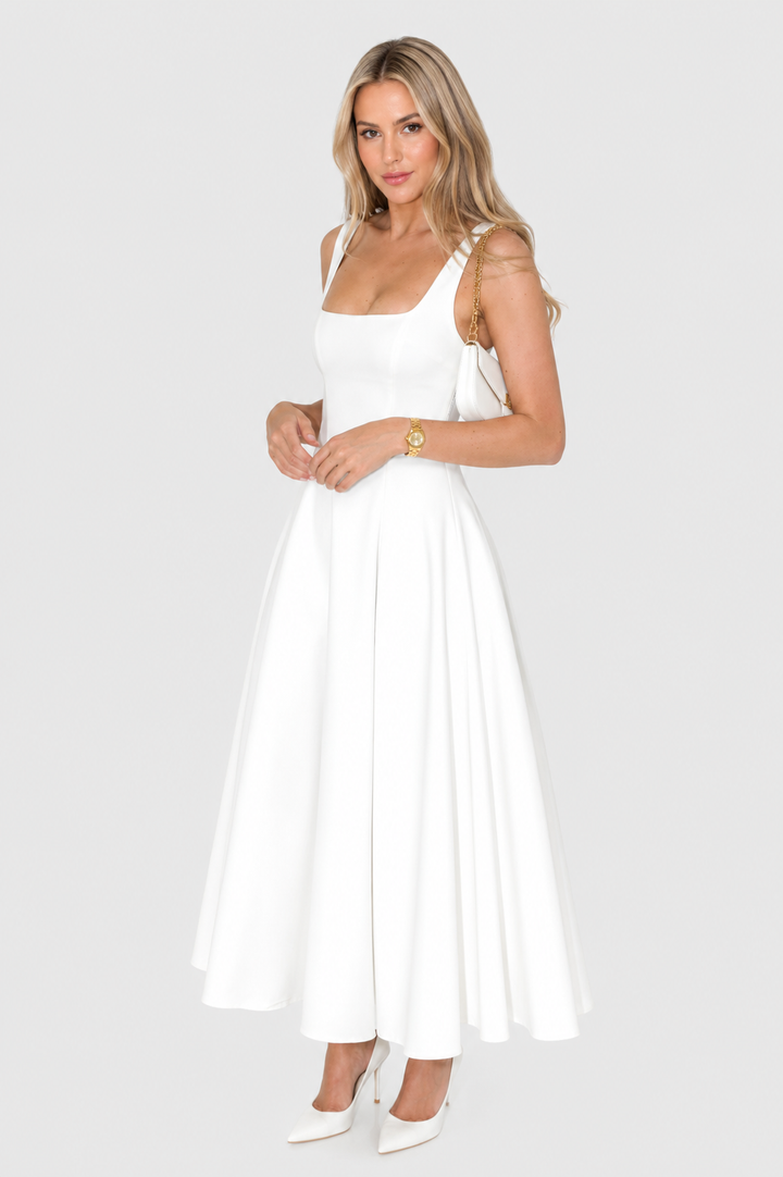 Kelara – Cuello cuadrado de punto vestido