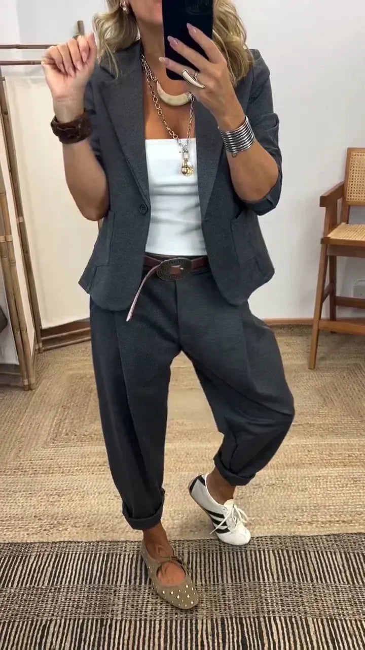 Virela – Conjunto de traje con solapas