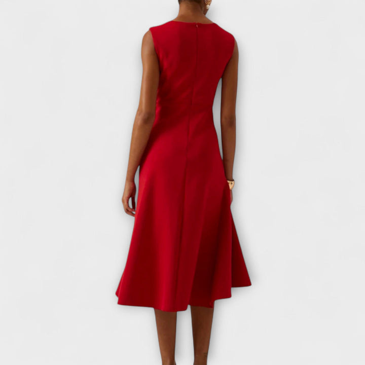Nivara – Con nudo en la cintura, plisado, vestido