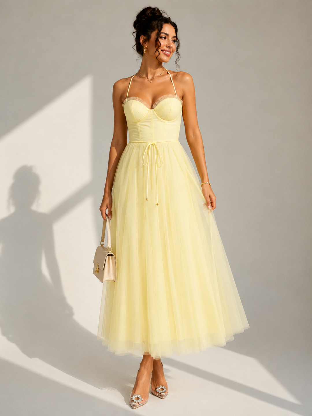 Virela – Espalda abierta, vestido de tul