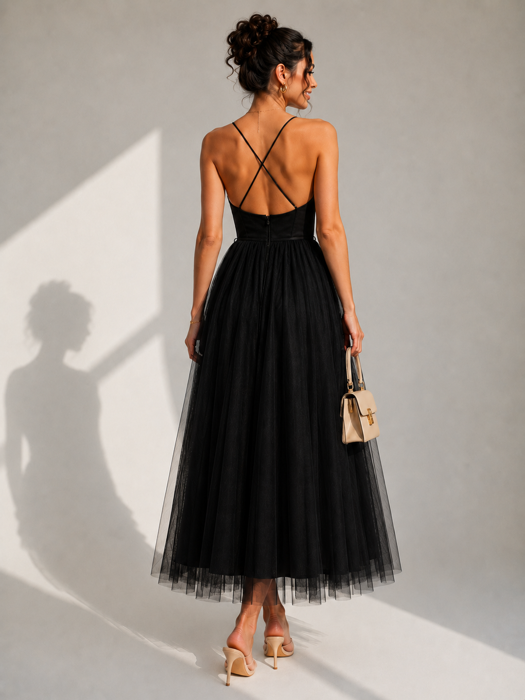 Virela – Espalda abierta, vestido de tul