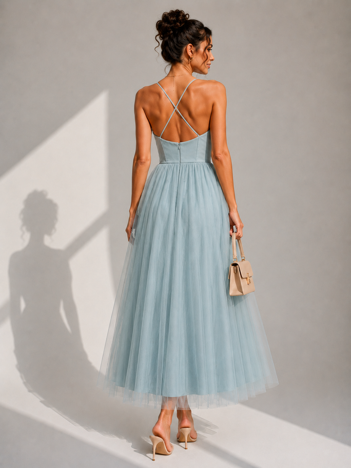 Virela – Espalda abierta, vestido de tul