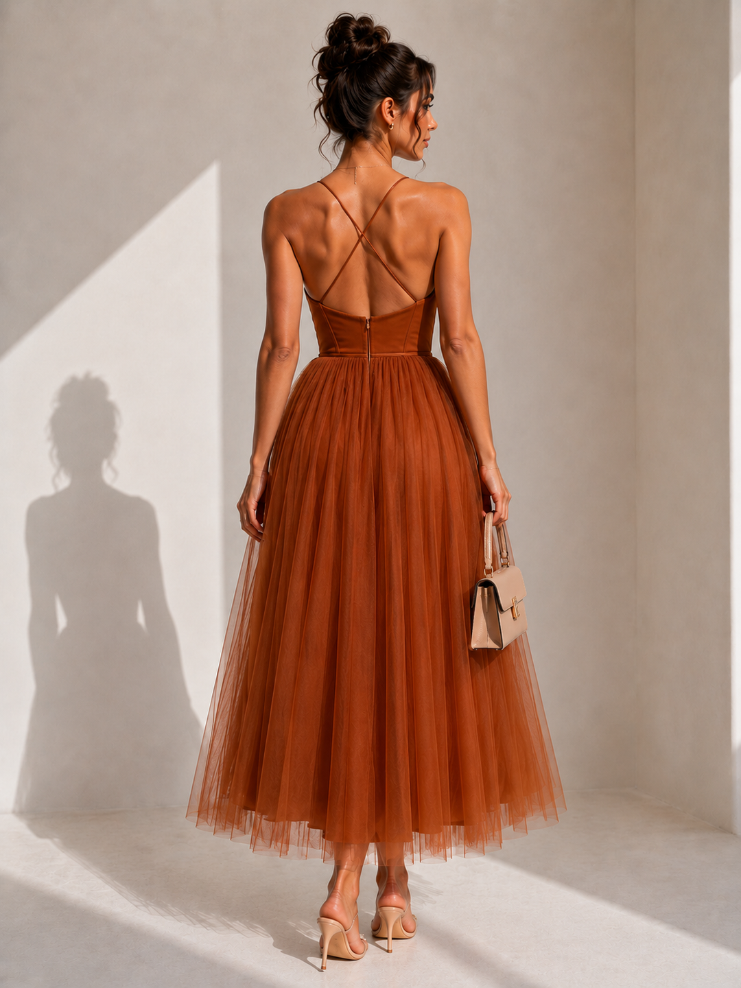 Virela – Espalda abierta, vestido de tul