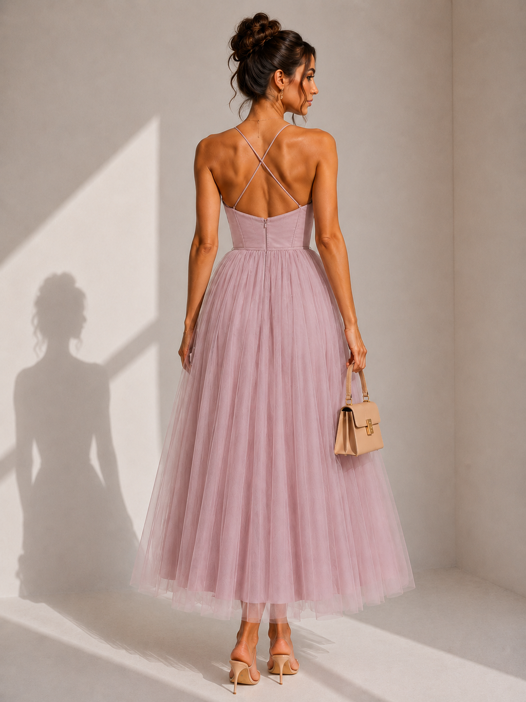 Virela – Espalda abierta, vestido de tul