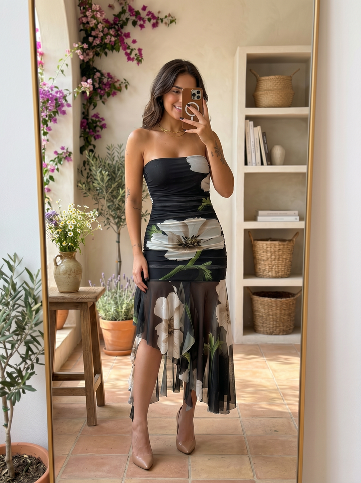 Nivara – Asimétrico con holanes de punto técnico vestido