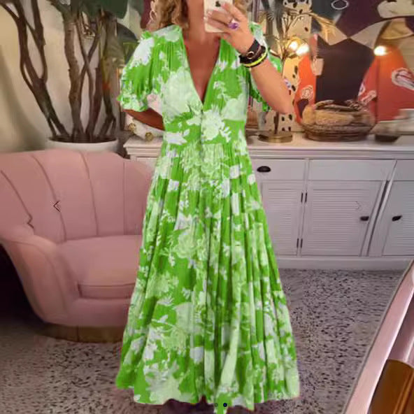 Avyra – Vestido con estampado floral y escote en V