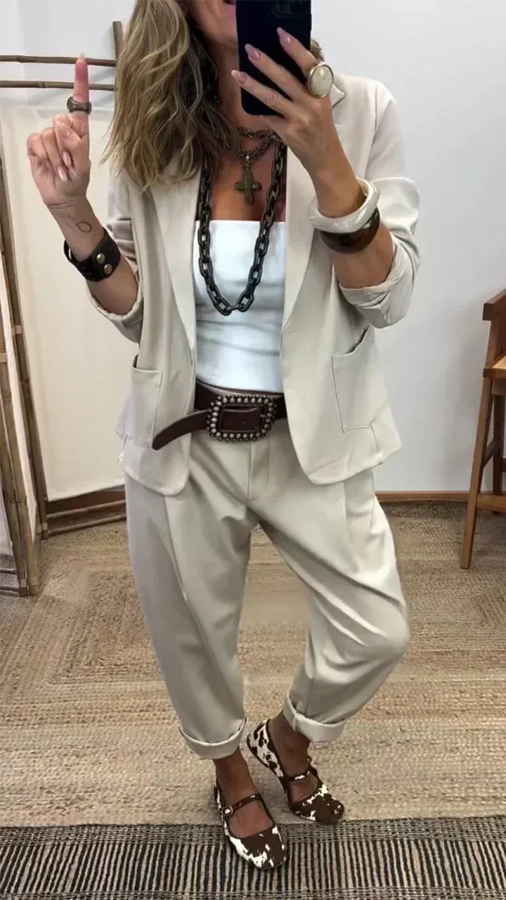 Virela – Conjunto de traje con solapas