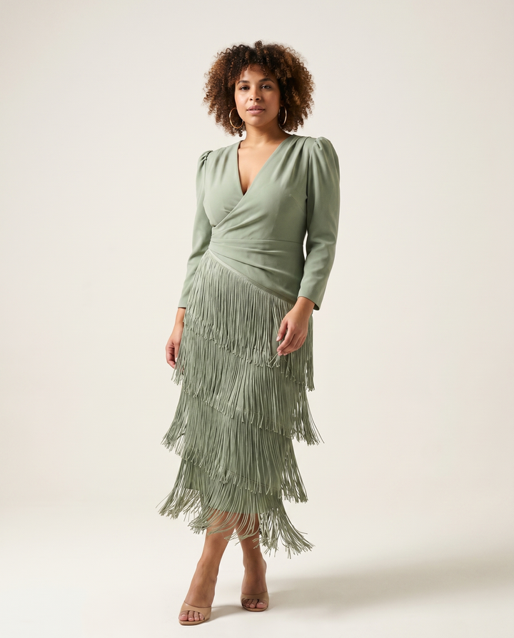 Vestido con flecos